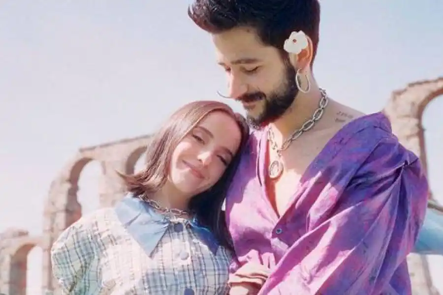 Llegó Índigo a la vida de Camilo y Evaluna Montaner: ya se sabe si es niño o niña