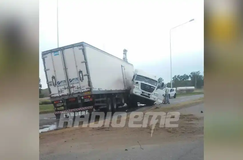 Accidente fatal en la Ruta 34 deja tres muertos y dos heridos