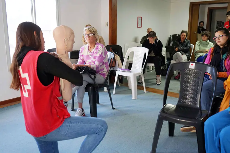 Capacitación en primeros auxilios junto a la Cruz Roja