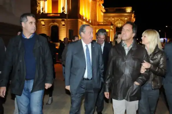 Scioli y Lunghi presentaron el libro del Papa Francisco en Tandil
