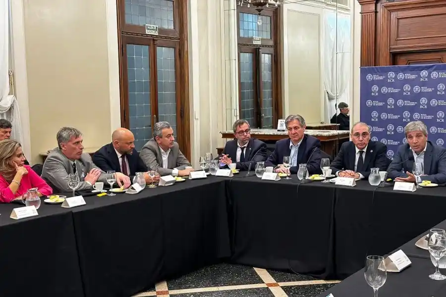 Provincia anunció que los proyectos de adhesión al RIGI y al blanqueo de capitales se enviarán a la Legislatura junto con la Ley Tributaria 2025