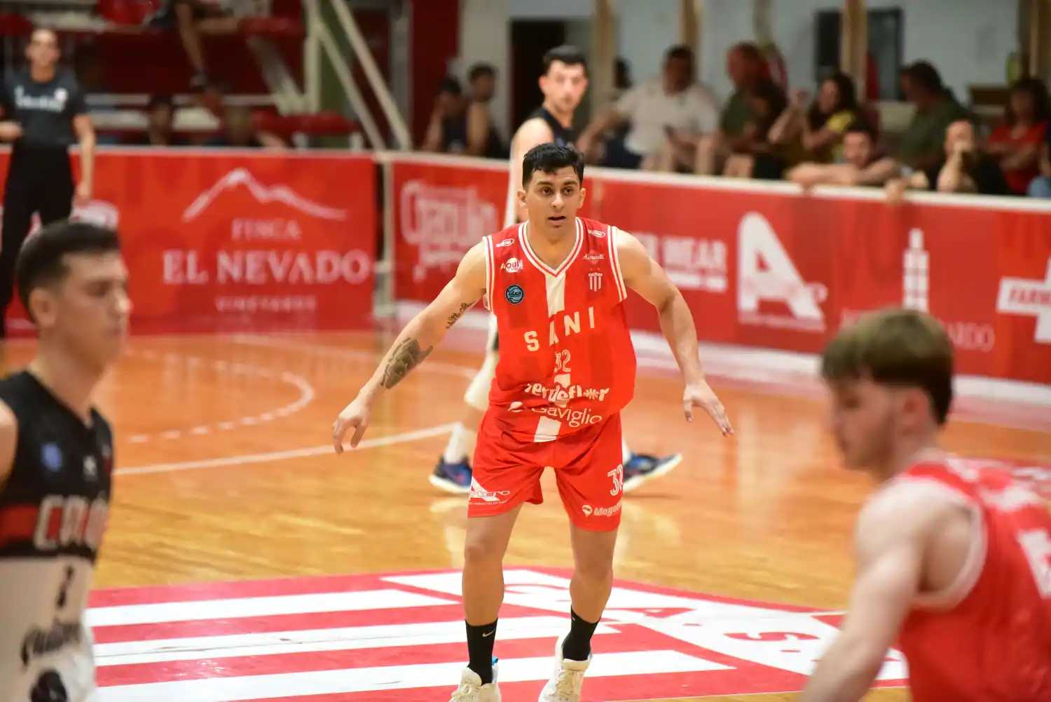 El alero, mide 1.90 y tiene 31 años.