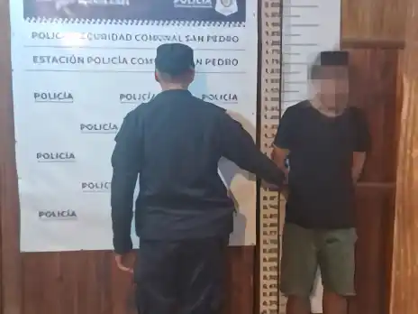El sujeto fue trasladado a la Comisaría.