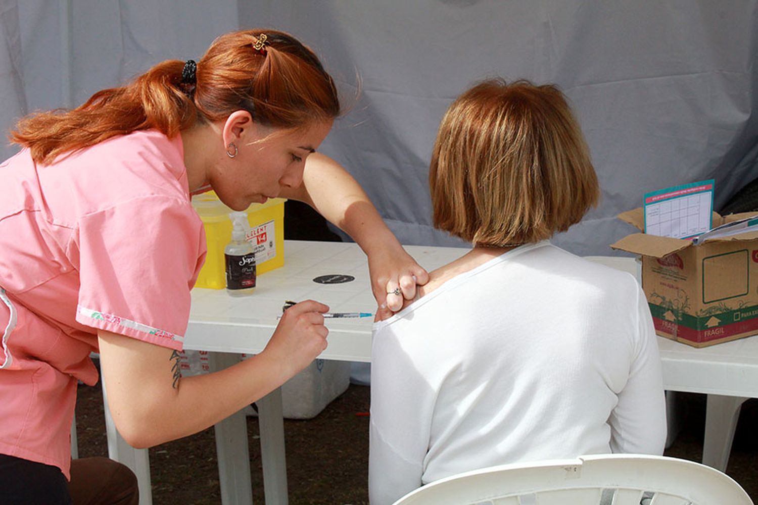 Covid: operativo de vacunación en el CAPS de barrio Norte