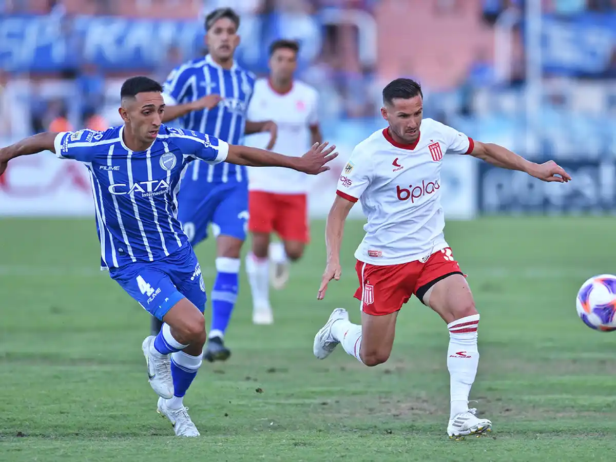 Estudiantes festejó en Mendoza