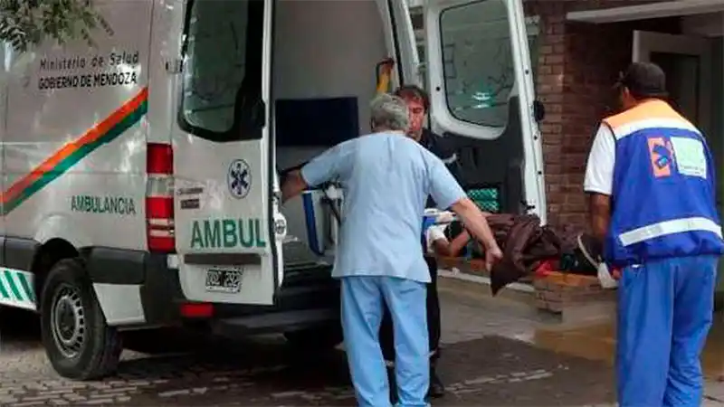 Trágico desenlace: un hombre se atragantó con un pedazo de asado y murió