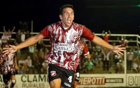 Matías Caro: “Alvarado es un club grande y no lo podía dejar pasar”