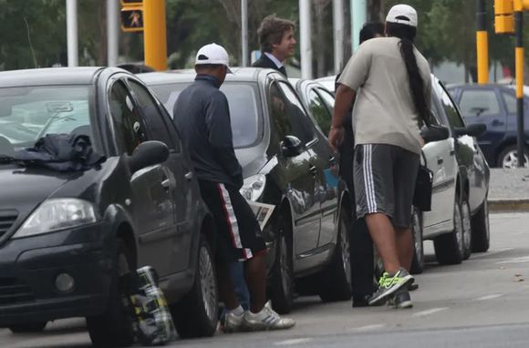 Controles y detenciones de trapitos en Rosario: "Es fundamental activar el 911 a través de un llamado"