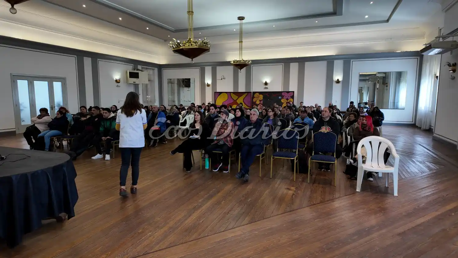 Más de 100 personas realizan el curso de manipulación segura de alimentos