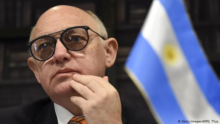 Concurso Héctor Timerman: Convocan a estudiantes universitarios para presentar investigaciones sobre relaciones internacionales 