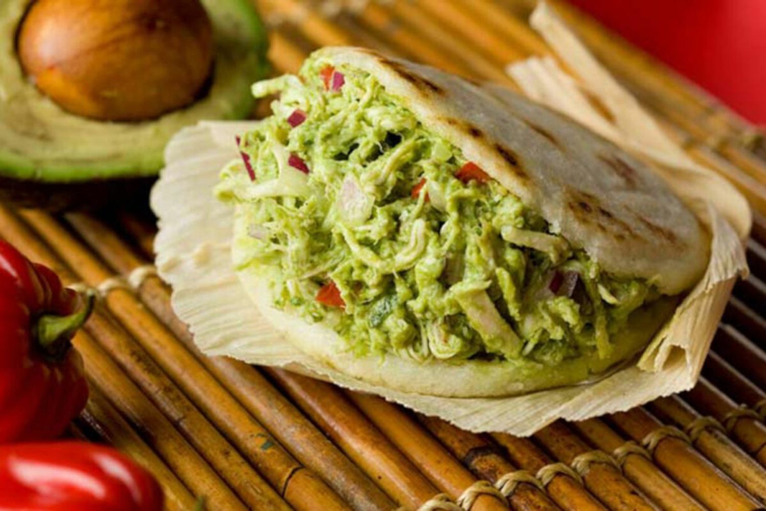 LA AREPA VENEZOLANA alcanza dos renglones entre los 50 mejores «sandwich» del MUNDO