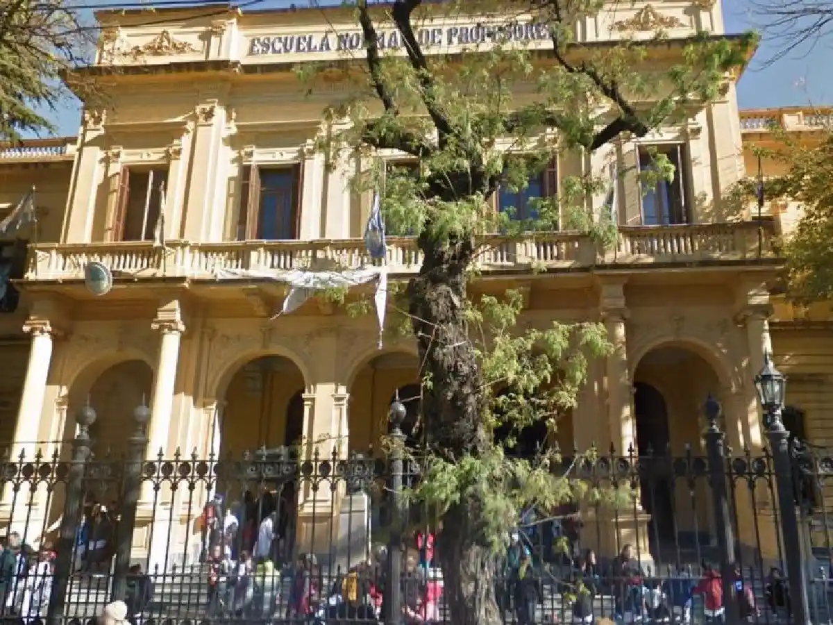 Aprobaron el lenguaje inclusivo en un colegio de Buenos Aires