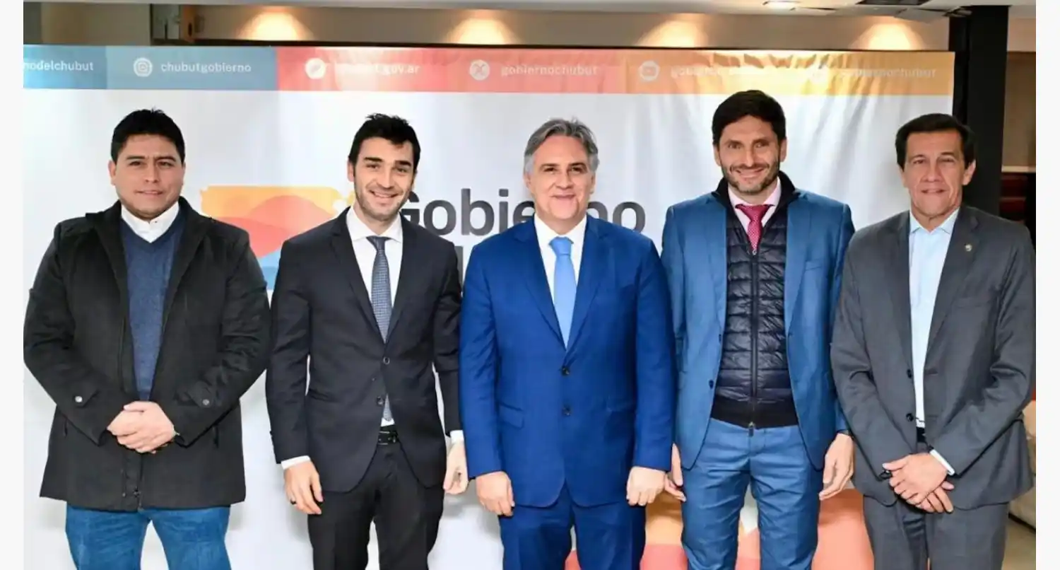 Tras el cierre de alianzas, el espacio de los gobernadores se despega del armado en Provincia y CABA. (Foto: prensa Maximiliano Pullaro)