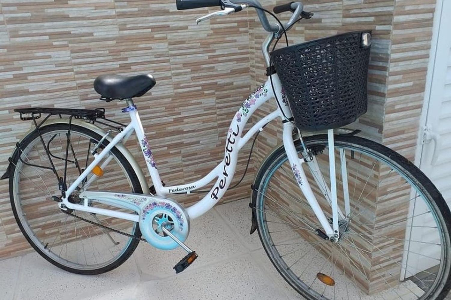 Un menor de 16 años quiso robar una bicicleta, pero terminó aprehendido