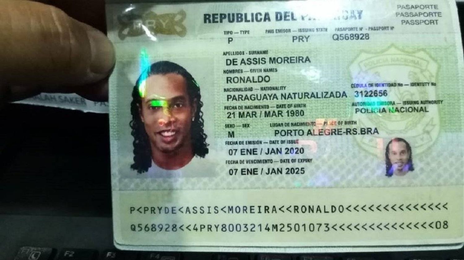 Paraguay: Ronaldinho pide prisión domiciliaria