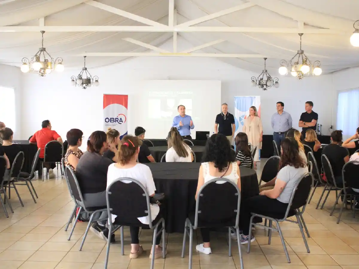 Comenzó el curso de Formación para Mozos y Camareras