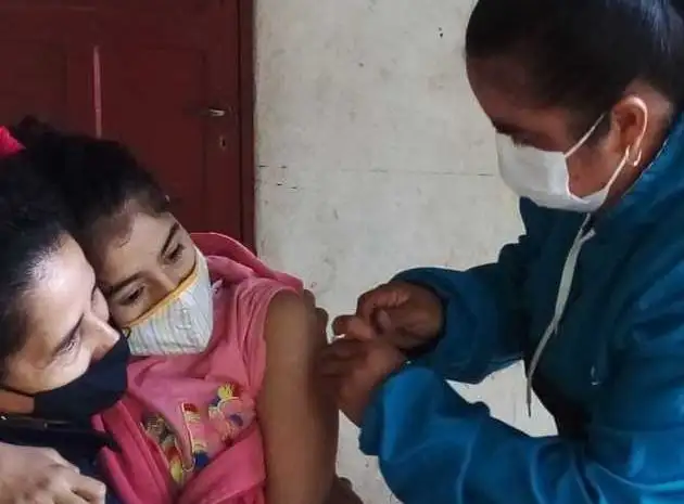 Mojón de Fierro: activa campaña de vacunación antigripal