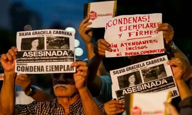 Piden prisión domiciliaria para el conductor que chocó y mató a una maestra