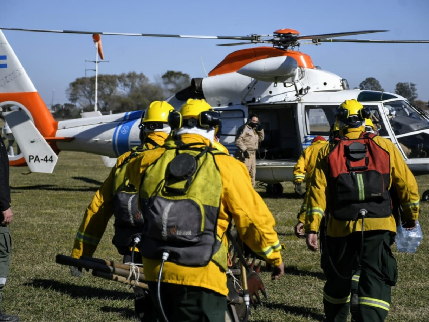 Acuerdan convenio colectivo para brigadistas de Parques Nacionales y Servicio de Manejo del Fuego