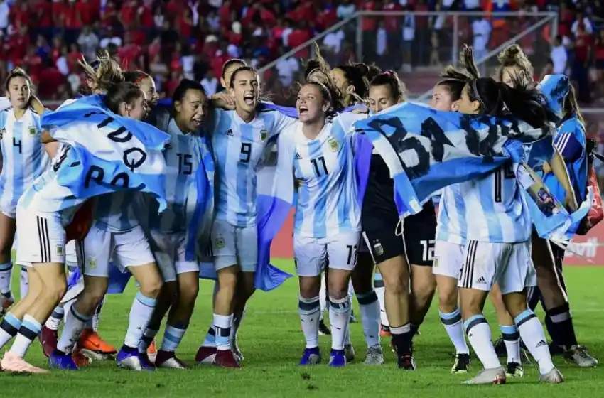 Argentina va por la historia contra Inglaterra en el Mundial de Francia