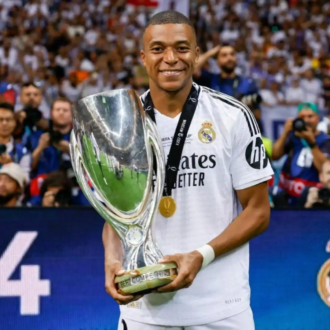 Debut de Kylian Mbappé en el Real Madrid: ¡primer título internacional!