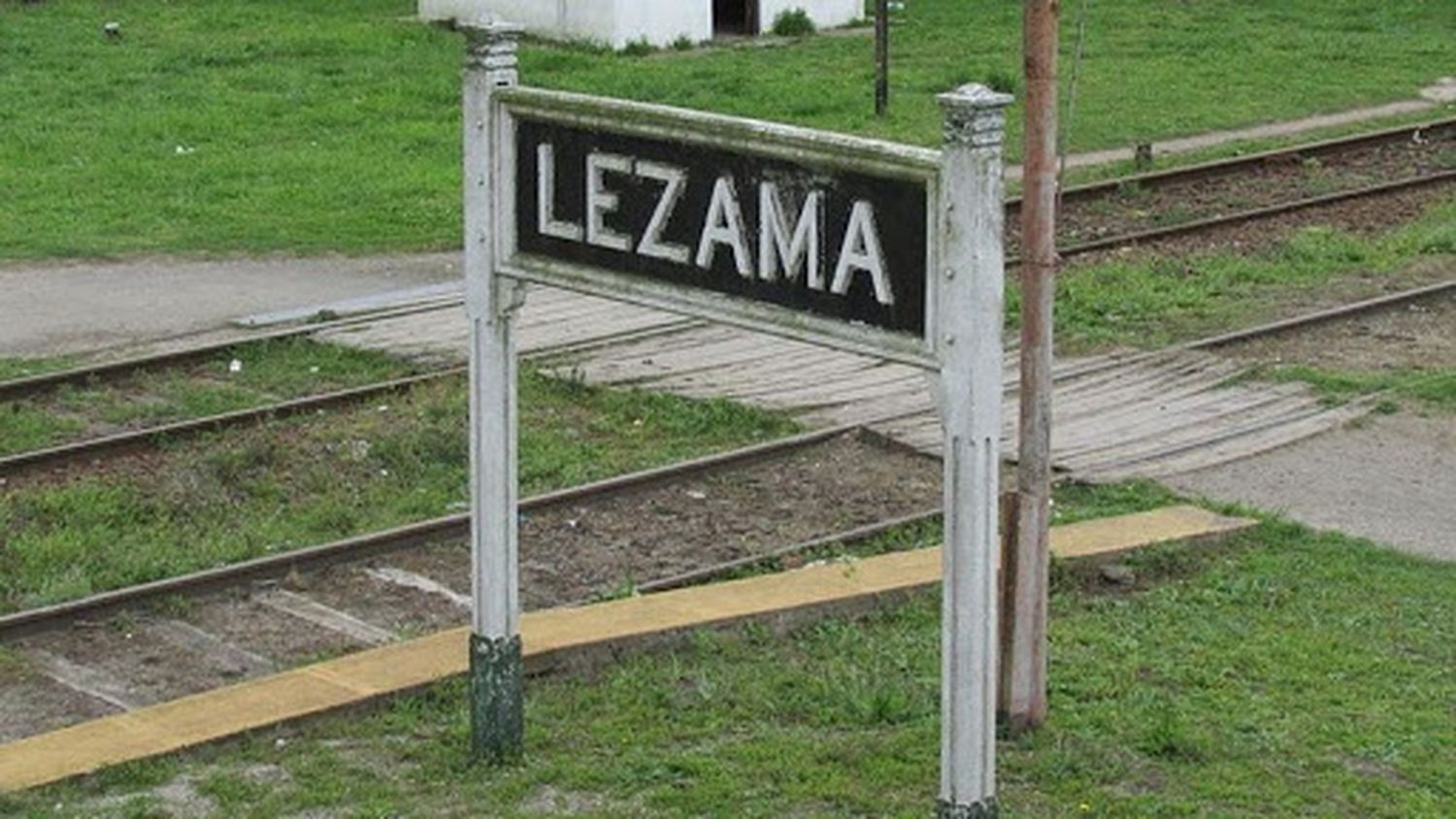 Lezama a fase 4: Ante la suba de contagios por COVID-19, retrocede y suspende actividades