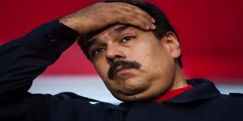 Golpe tras golpe: Maduro acorralado por la comunidad internacional