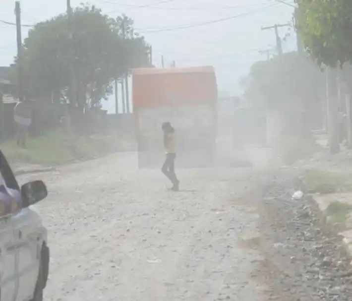 Nogoyá prohíbe la utilización de broza para mejorar calles