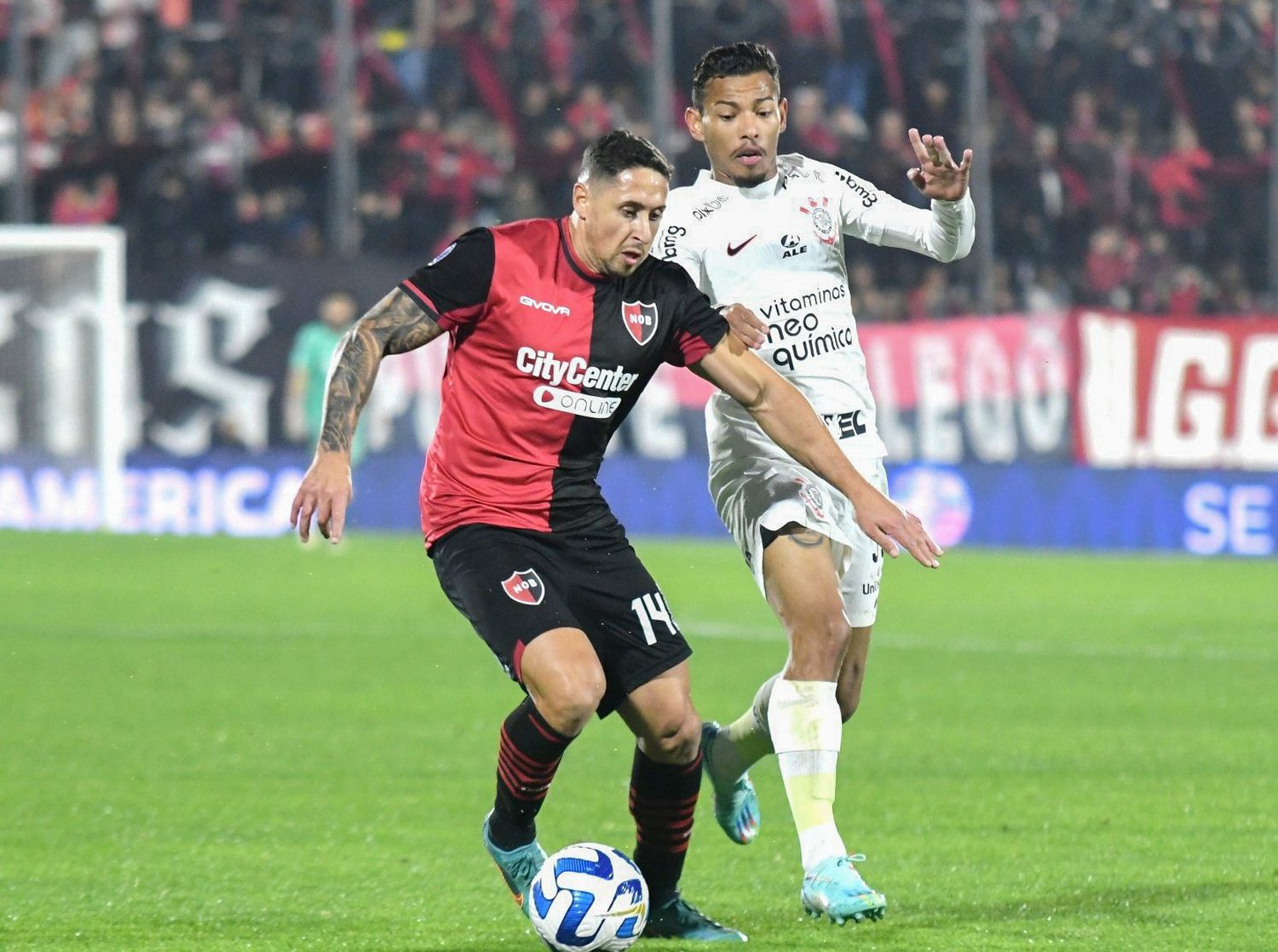 Newell's no pudo quebrar a Corinthians y se despidió
