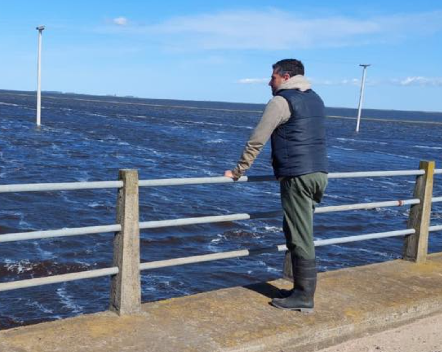 Emergencia hídrica en Pila: Por el exceso de agua, el intendente se reunió con productores y tomó medidas