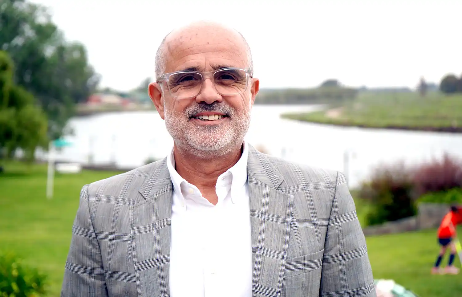 Reconocido periodista. Daniel Arcucci en Necochea