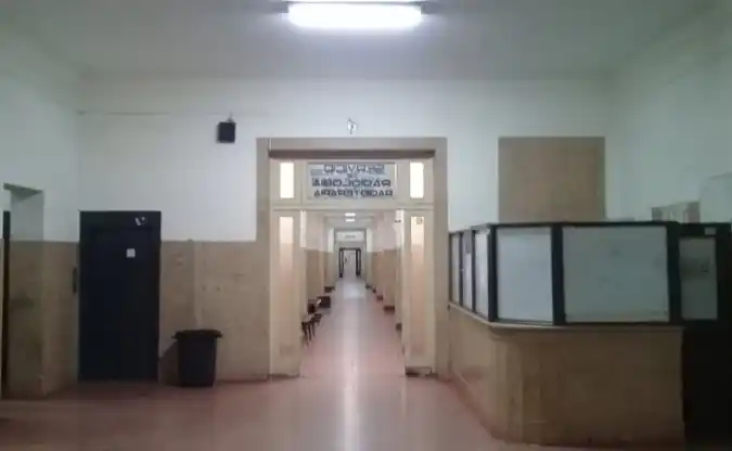 Una menor de 13 años fue violada en un hospital: el acusado tenía a su mujer internada