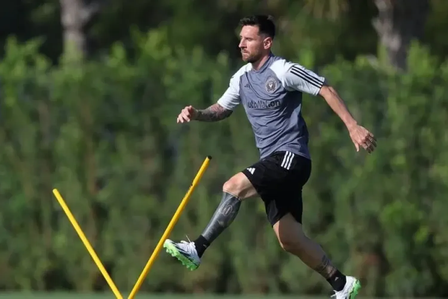 Messi realiza su última práctica antes del debut en EE.UU