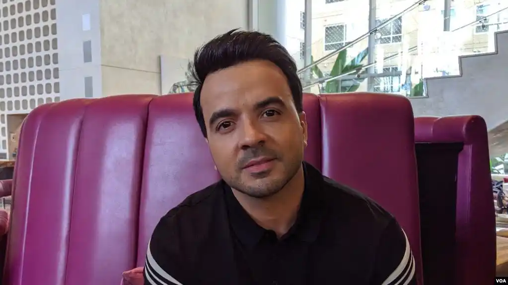 Luis Fonsi habló de su amor a Puerto Rico, su colaboración en proyectos humanitarios y la dedicación a su familia
