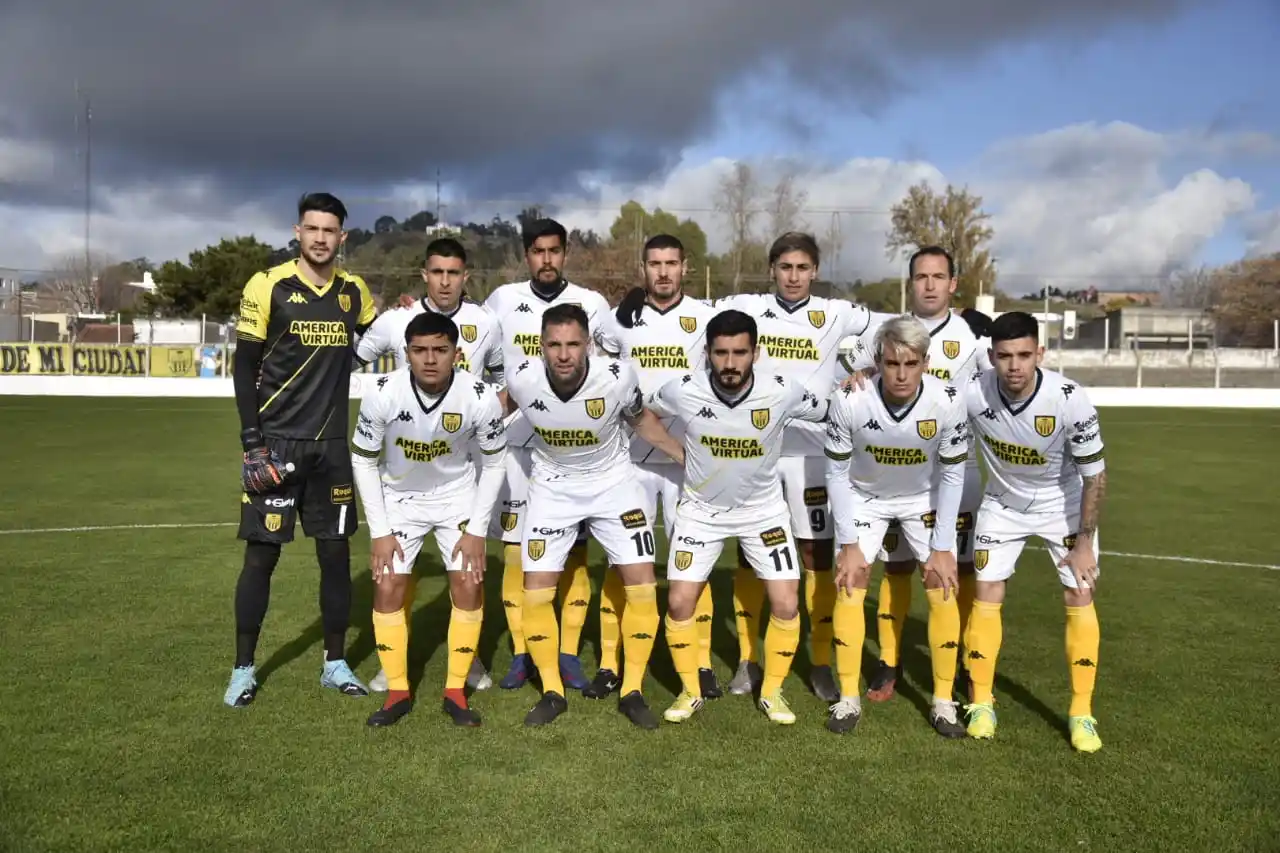 La formación de Santamarina, el domingo pasado.