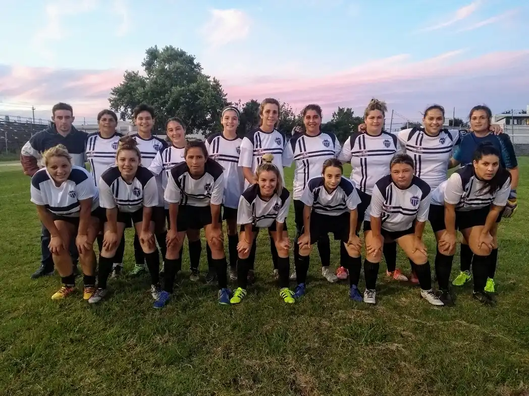 Se jugó entre domingo y lunes la segunda fecha de la Copa Gualeguaychú