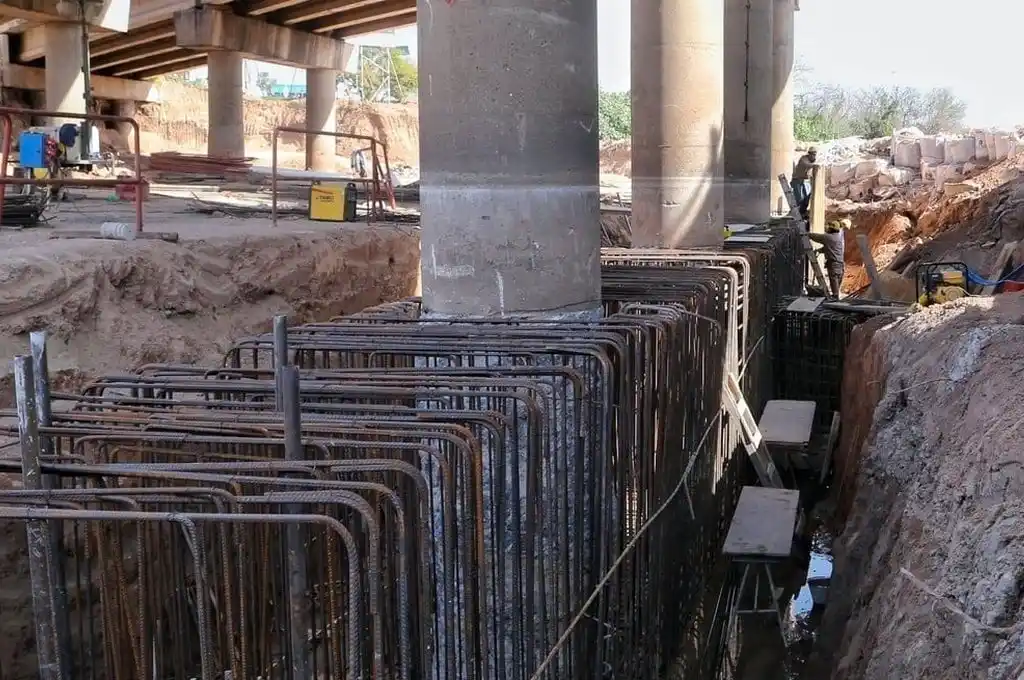 La estabilización de la cascada Los Saladillos en el límite entre Rosario y Villa Gobernador Gálvez es una de las obras que podrían tener continuidad y finalización. Foto: Archivo