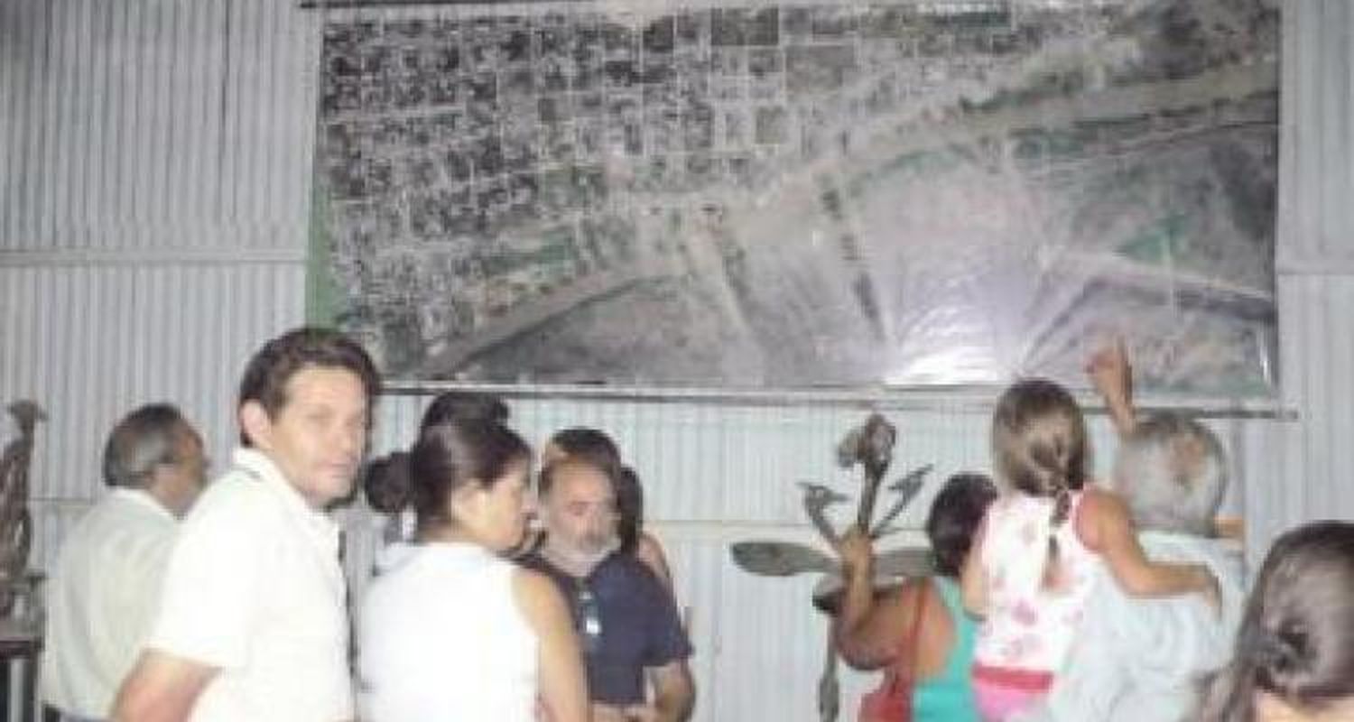 Festival y reclamo en “Las Canaletas”