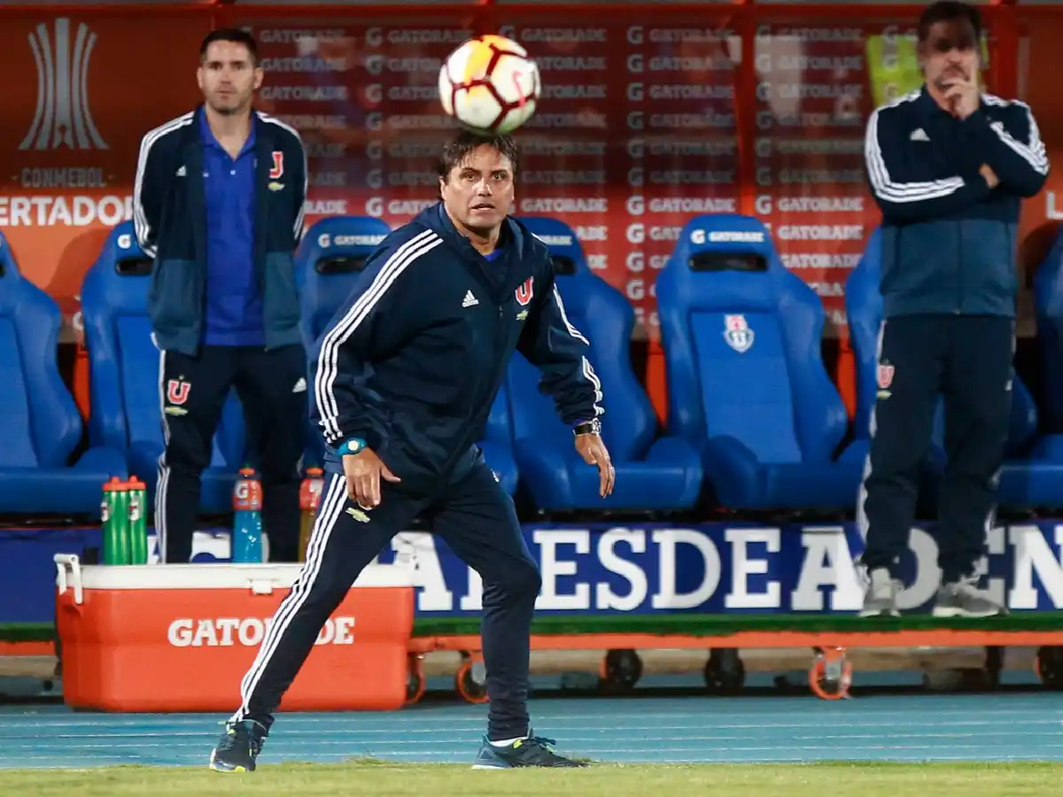 Hoyos podría ser el nuevo DT de Talleres