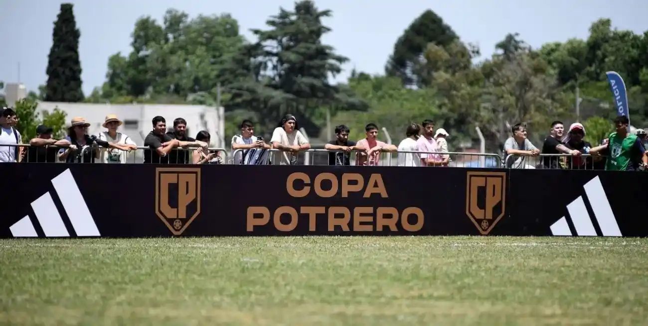 El ex delantero de la Selección Argentina aclaró que la finalidad de la Copa Potrero es “divertirse”. Foto: ESPN.