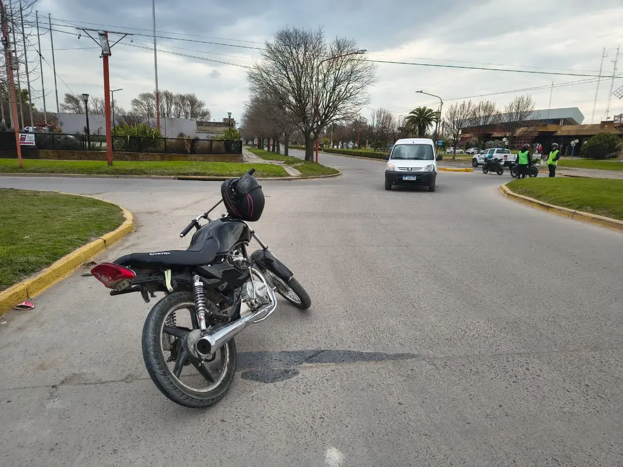 Rotonda de Avenida San Martín y Almafuerte