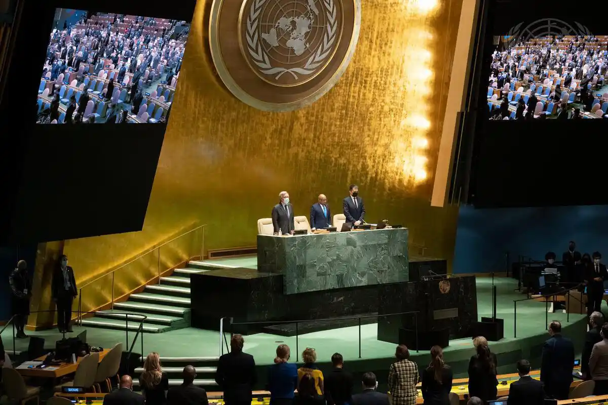 Por abrumadora mayoría, la ONU exigió a Rusia el cese de la invasión y la retirada de sus tropas de Ucrania.