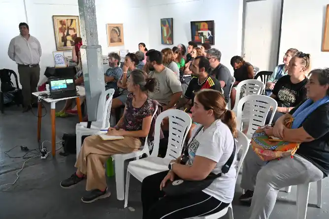 Capacitación y producción local: el Estado impulsa huertas familiares para promover una alimentación saludable