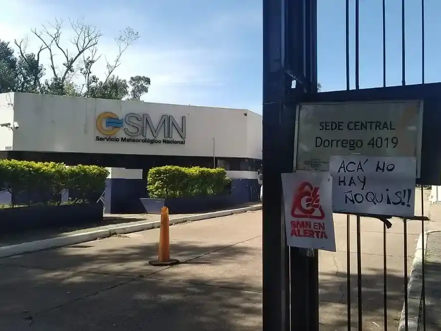 En la provincia, el recorte alcanzaría a unas 18 dependencias distribuidas en distintas ciudades, entre ellas Mar del Plata, Junín, Tres Arroyos y 9 de Julio.