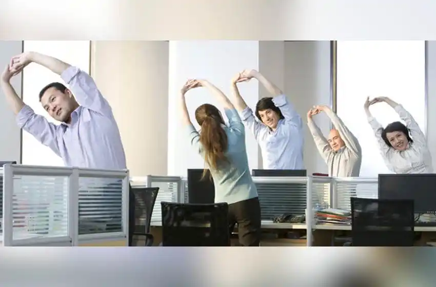 5 formas de mantenerse activo en el trabajo