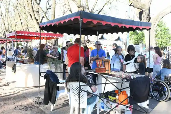 Continúa abierta la convocatoria para participar de Plaza Feria 2024