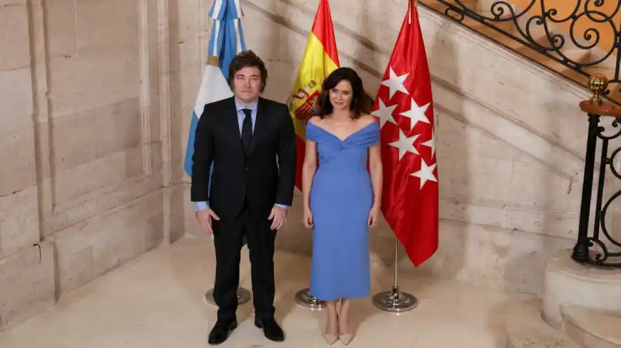 Ayuso junto a Javier Milei.