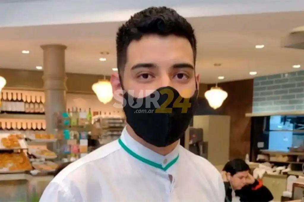 Un mozo encontró 800 mil pesos en una mesa que atendía y los devolvió