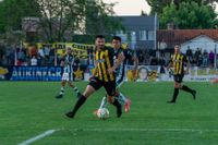 El empate ante Villa Mitre apagó la ilusión aurinegra