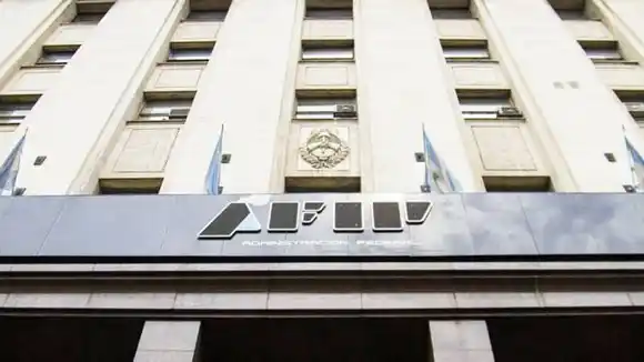 Reglamentan ley que reduce la carga a los monotributistas que se conviertan en  autónomos